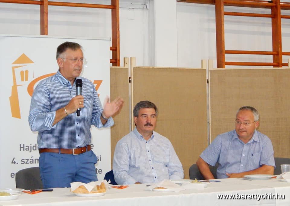 FIDESZ kampánnyitó 01